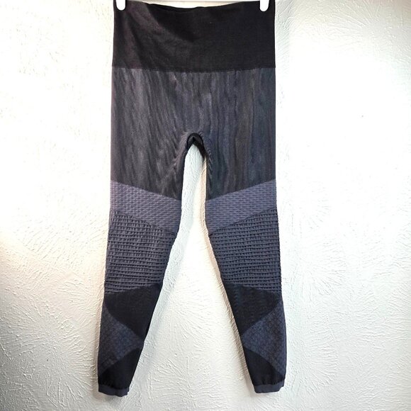 Spanx Moto Leggings Size XL Black Gray Stretchy Athletic Pull On Workout Pants - Picture 1 of 11